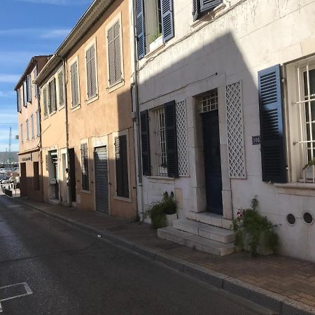 Studios Du Marin Sur Port De La Ciotat Exterior foto